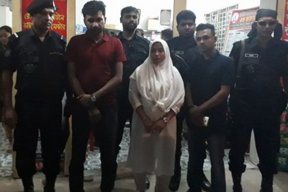 বরিশালে দুই ভুয়া চিকিৎসক আটক

