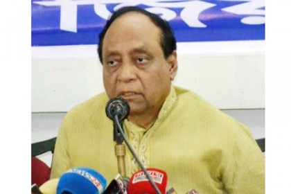 'সরকারের ওপরে দেশের মানুষের আস্থা নেই'

