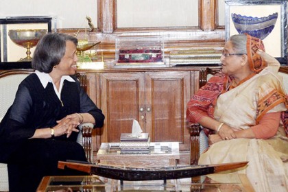 প্রধানমন্ত্রীর সঙ্গে বার্নিকাটের সাক্ষাৎ