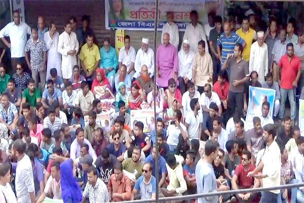পৃথকভাবে অনশন কর্মসূচি পালন টাঙ্গাইল বিএনপির