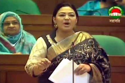 সংসদে গানের সুরে প্রশ্ন মমতাজের