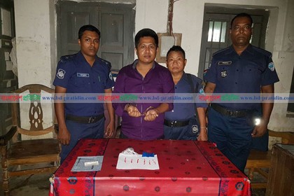 লামায় ইয়াবাসহ গ্রেফতার ১