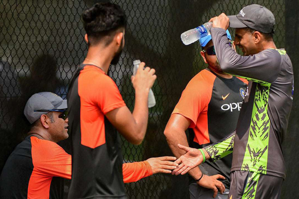 এশিয়া কাপ শুরুর আগেই কাছাকাছি চির প্রতিদ্বন্দ্বী দুই দল