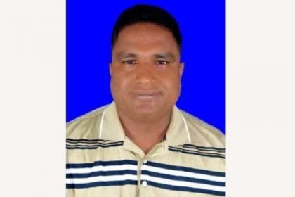 পুলিশের কাছ থেকে আসামি ছিনিয়ে গণপিটুনিতে হত্যা
