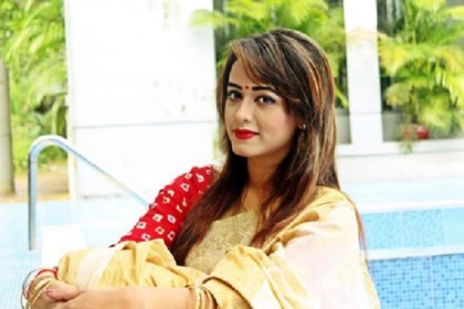 স্বামীর ১৩ নম্বর বউ অহনা!
