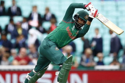 টসে জিতে ব্যাটিংয়ে বাংলাদেশ