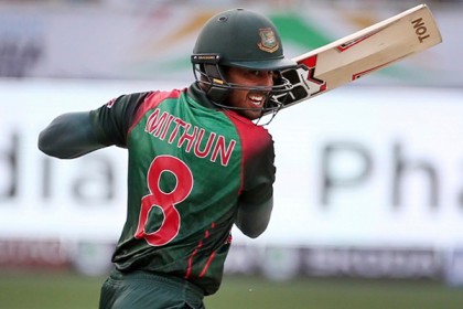 দারুণ খেলে ফিরলেন মিথুন