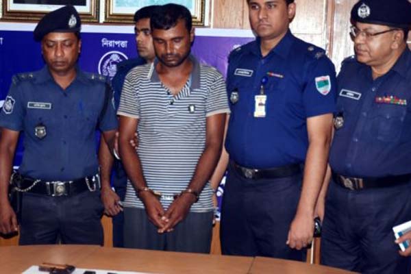 মেহেরপুরে অস্ত্র-গুলিসহ আটক ১

