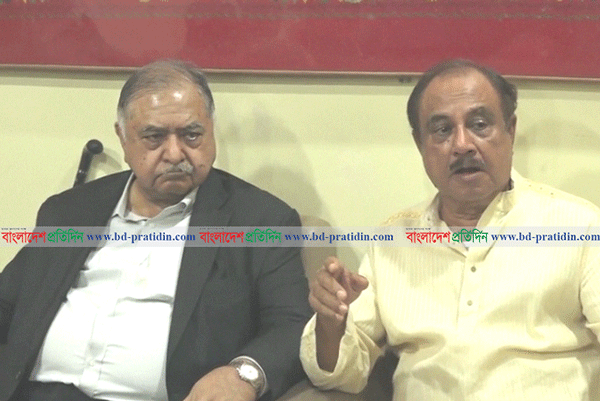 জাতীয় ঐক্যের বিকল্প নেই: ড. কামাল