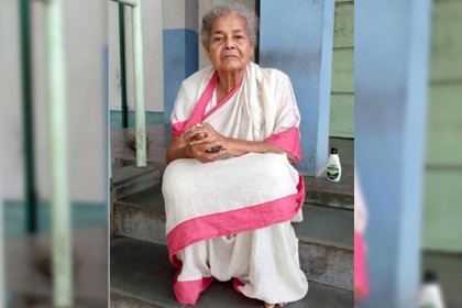ভারতে কবরস্থানের জন্য ১২ কাঠা জমি দিলেন হিন্দু বৃদ্ধা!