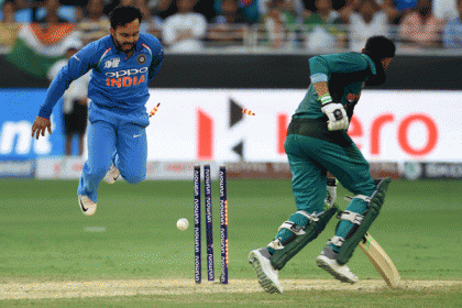 ভারতকে ১৬৩ রানের টার্গেট দিল পাকিস্তান