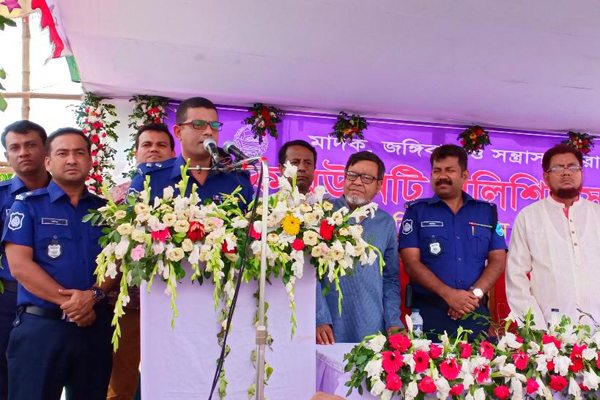 'মাদক ও জঙ্গিবাদের ক্ষেত্রে কাউকে ছাড়া দেয়া হবে না'

