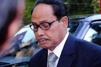 ৩ দিনের সফরে রংপুর গেলেন এরশাদ