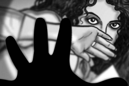 স্কুল ভ্যানের ভিতরেই ধর্ষণের শিকার ৩য় শ্রেণির ছাত্রী 
