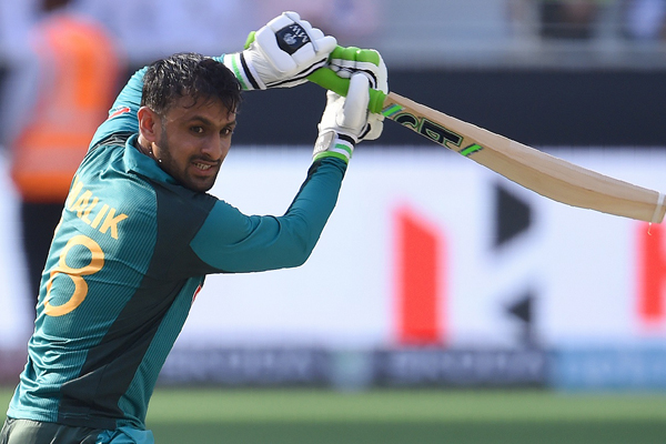 নাটকীয় জয়ের পর কী বললেন শোয়েব মালিক?