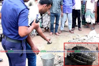 নাটোরে নির্মাণাধীন ড্রেন থেকে গ্রেনেড উদ্ধার