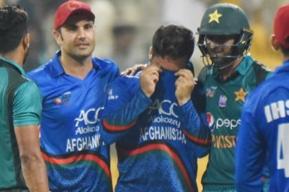 হারের পর কান্নায় ভেঙে পড়েছিলেন রশিদ খান