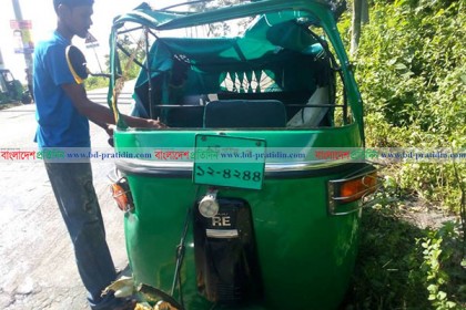 রাঙামাটিতে ট্রাক-অটোরিক্সার মুখোমুখি সংঘর্ষে আহত ৫