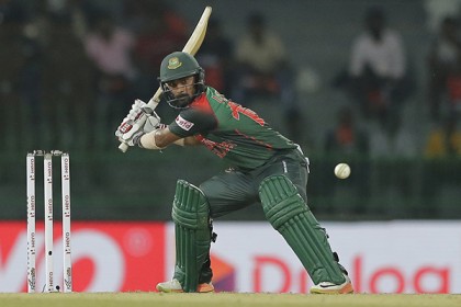 টস জিতে ব্যাটিংয়ে বাংলাদেশ