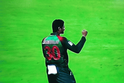 ভয়ঙ্কর হয়ে উঠা শেহজাদকে ফেরালেন মাহমুদুল্লাহ