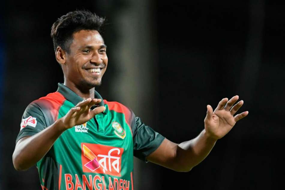 যে কারণে ইয়র্কার বল করতে পারেননি মুস্তাফিজ