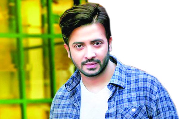 ওপার বাংলায় প্রশংসিত শাকিব খান