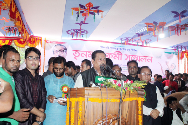 চাঁপাইনবাবগঞ্জে তৃণমূল কর্মী সভায় কেন্দ্রীয় আওয়ামী লীগ নেতৃবৃন্দ