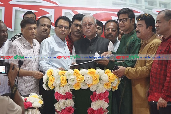 দুর্নীতিবাজ-দখলদারদের প্রতি হুঁশিয়ারি খালেকের