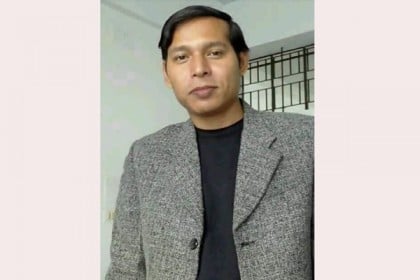জেলে থাকা সেই চবি শিক্ষক মাইদুলকে বরখাস্ত
