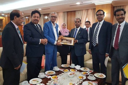 মালয়েশিয়ায় শ্রমবাজারের অচলাবস্থা কাটাতে বৈঠক 