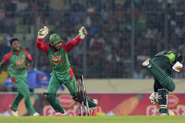 বাংলাদেশ-পাকিস্তান ম্যাচের আগে যা বললেন সেলিম মালিক