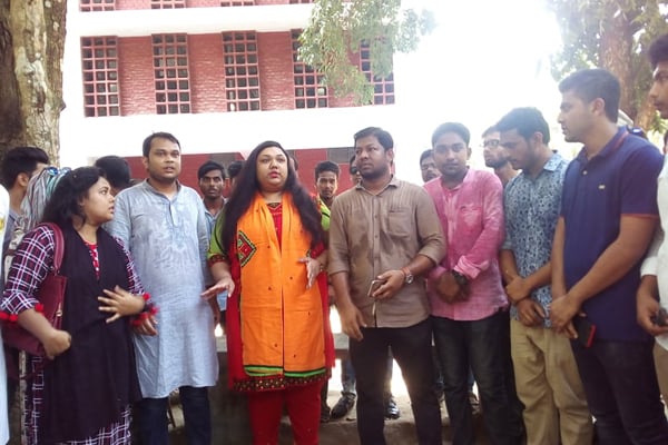 শেখ হাসিনার জন্মদিন উপলক্ষে রাবিতে আনন্দ মিছিল