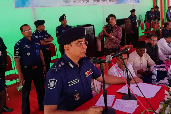 'জঙ্গিবাদ ও মাদকের সাথে জড়িতদের ছাড় দেয়া হবে না'

