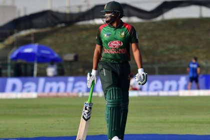 দেশে ফিরলেন সাকিব