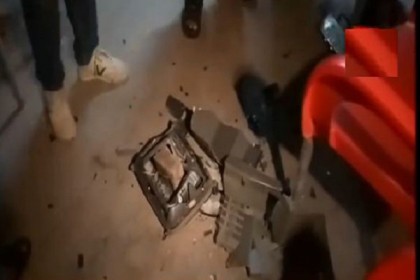 টিভির উপর রাগ ঝাড়লেন পাকিস্তানি ভক্তরা (ভিডিও)