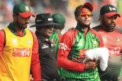 সাকিবের হাতের অবস্থার অবনতি, হাসপাতালে ভর্তি