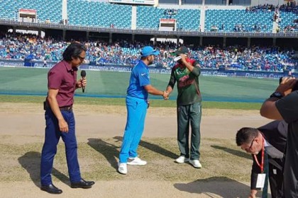 একাদশে নাজমুল, টস হেরে ব্যাটিংয়ে টাইগাররা