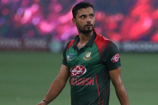 ক্রিকেটপ্রেমীদের হৃদয় জিতে নিয়েছে বাংলাদেশ: মাশরাফি