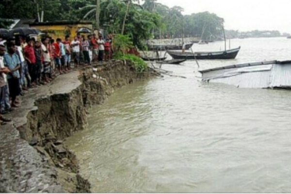 রায়পুরে মেঘনার তীব্র ভাঙন