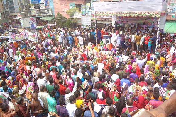 উন্নয়নের চিত্র তুলে ধরে সাতক্ষীরায় নারী সমাবেশ