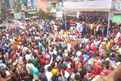 উন্নয়নের চিত্র তুলে ধরে সাতক্ষীরায় নারী সমাবেশ