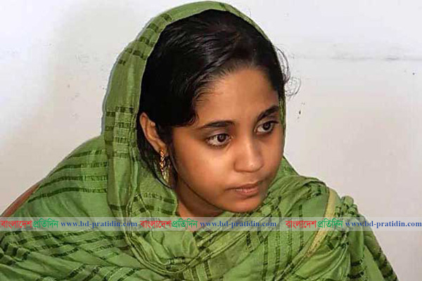 নাটোরে জন্ম নিবন্ধন সনদসহ রোহিঙ্গা নারী আটক
