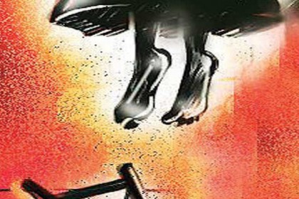 রাজধানীতে মেহেদি কিনতে না পেরে গৃহবধূর আত্মহত্যা