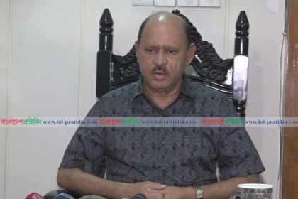 চাপের অভিযোগ তুলে মেয়াদ শেষ হওয়ার আগেই পদত্যাগের ঘোষণা বিসিসি মেয়রের