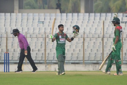 পাকিস্তানের বিপক্ষে রোমাঞ্চকর জয় পেল বাংলাদেশ