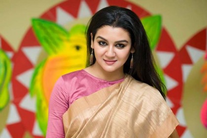 সৃজিতকে সাহায্য করেছেন জয়া!