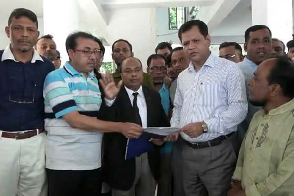 লক্ষ্মীপুরে বিএনপির স্মারকলিপি প্রদান