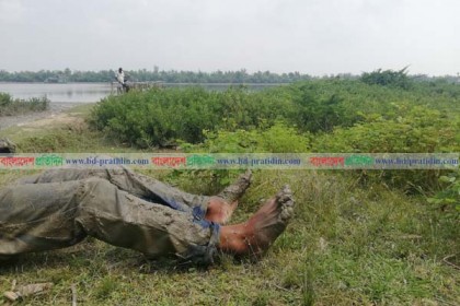 নাফ নদী থেকে হাত-মুখ বাঁধা দুটি মৃতদেহ উদ্ধার
