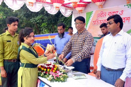 শিক্ষকদের আরও পরিশ্রমী হতে হবে: হুইপ