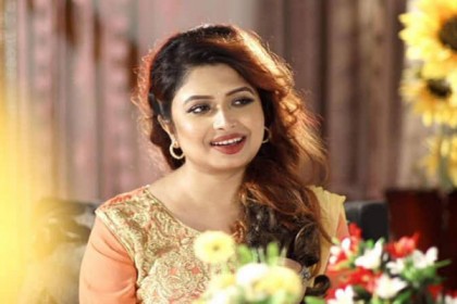 নিপার মিউজিক ভিডিও ‘ওরে প্রিয়া’